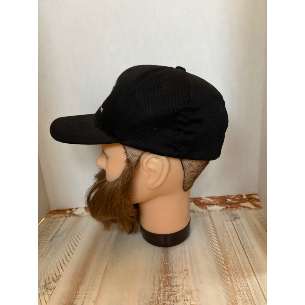 Lot of 2 Corvette C5 Logo Flexfit Hats Black Red Embroidered Baseball Caps Mens - Picture 7 of 10